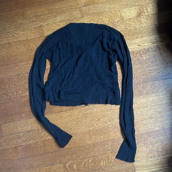 Black 90’s tie front top - Picture 3 of 3